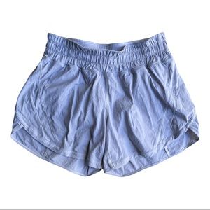 Lululemon Tracker Shorts sz 6 light gray color